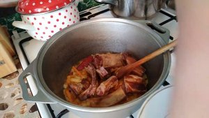 ПЛОВ С КОПЧЕНЫМИ РЕБРАМИ . ВКУСНО И НЕ СЛОЖНО ПРИГОТОВИТЬ