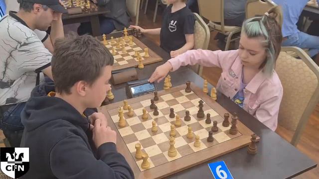 G. Klimchuk (1664) vs Pinkamena (1689). Chess Fight Night. CFN. Blitz смотреть онлайн