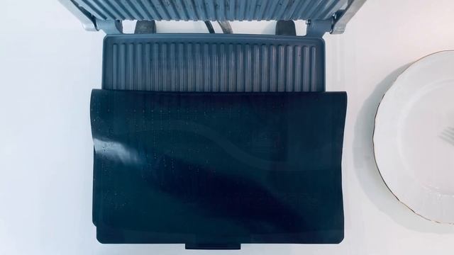 Как пожарить сосиски гриль на мультипокрытии REDMOND Ecoglass. Обзор антипригарного коврика.