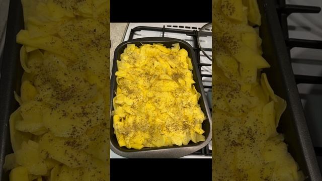 Картофель запечённый с мясом и сыром в духовке