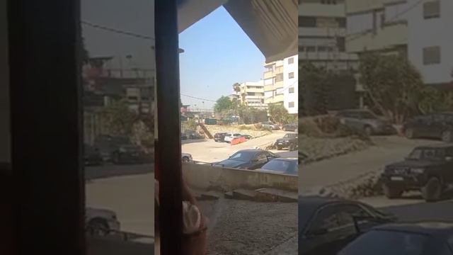 Один человек пострадал в результате стрельбы по американскому посольству в Ливане.