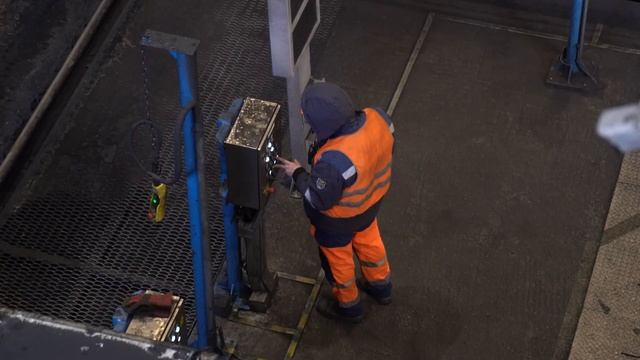 ОТЭКО в лицах: Евгений Разуваев, машинист вагоноопрокидывателя смотреть онлайн