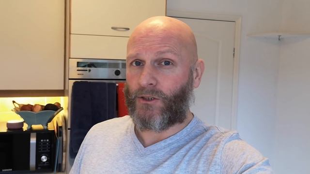 Dr.Oetker The Good Baker MEAT FREE Bolognese Pizza | New | ASDA | Food Review смотреть онлайн