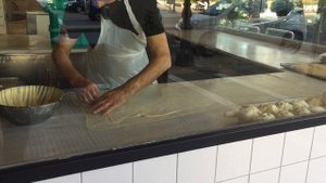 Как готовят греческое угощение. Тиропита