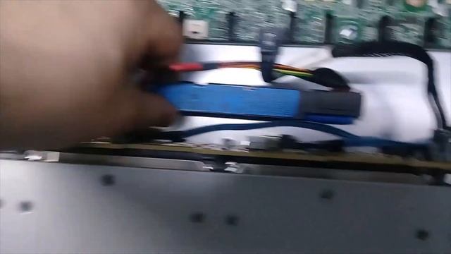 Замена батарейки в HPE Proliant DL380 Gen9 смотреть онлайн