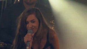 Electro Deluxe Smoke ft Nina Attal Live au Trianon