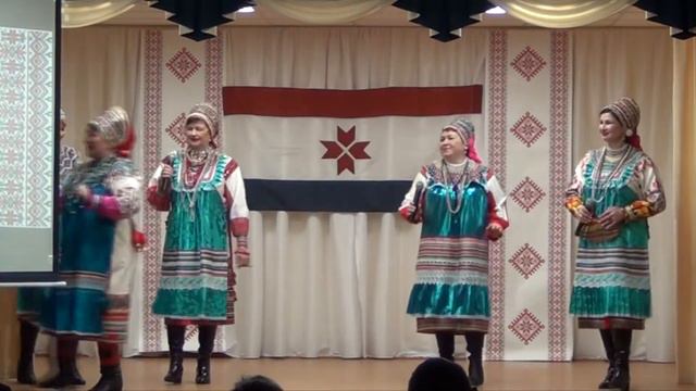 Фольклорный ансамбль 