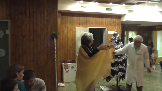 ёлка (2) смотреть онлайн