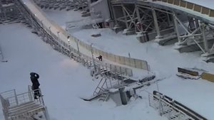 40 метровый трамплин. прыжки с трамплина на лыжах. Видео тренера. Изучаем ошибки. Январь 2021