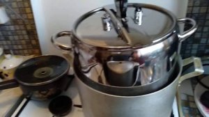 Перетаплтвание барсучьего жира на пару и водяной бане. Продаю тел 8 920 990 40 10 Дмитрий.