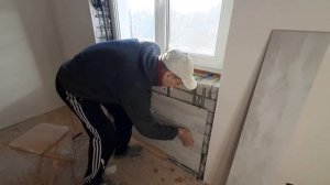 Укладка керамогранита 1200х200х9 на стену. Часть 1. Своими руками