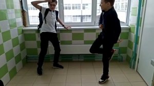 Кто последний выйдет из туалета получит 1000$