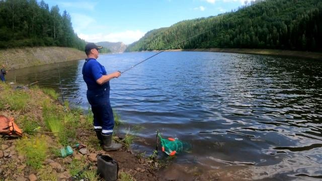 Отличная рыбалка Лещ на поплавочную удочку
