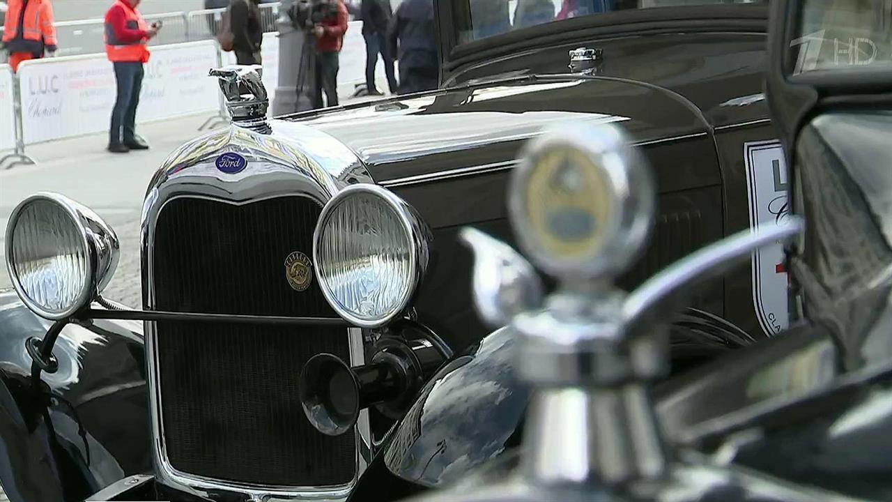 В Москве прошло ралли раритетных автомобилей