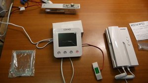 Обзор видеодомофона Kenwei E401FC