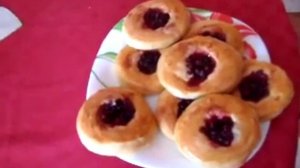 Не люблю готовить.Ватрушки с брусникой