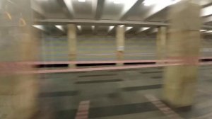 Временно закрытая станция метро Проспект Вернадского.