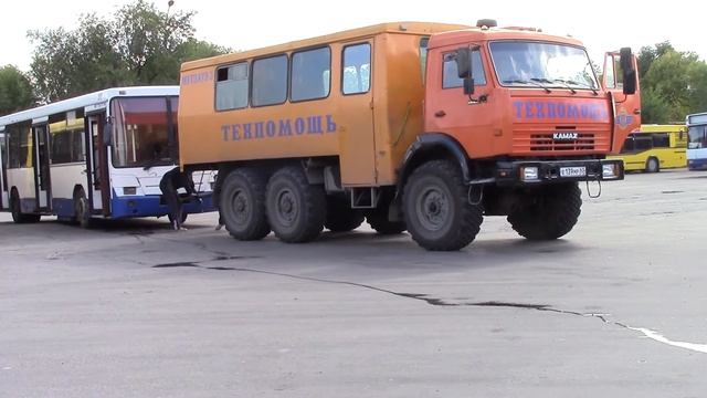Буксировка неисправного автобуса НЕФАЗ 5299 на ремонт в АТП г Тольятти смотреть онлайн