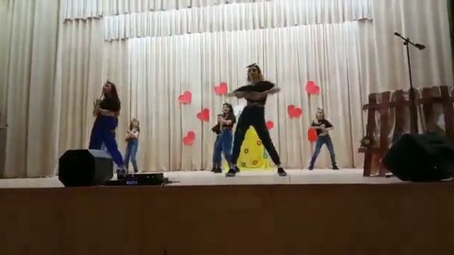 Молодежный танец. Танцевальный коллектив "Вдохновение"