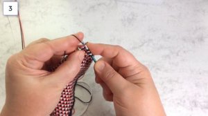 Трехцветное полотно со снятыми петлями. Вязание спицами.