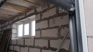 Сравнение секционных ворот Алютех и Дорхан