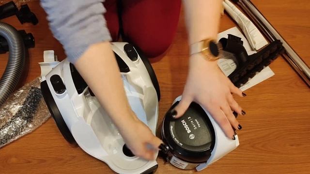 BOSCH BGS05A222 смотреть онлайн