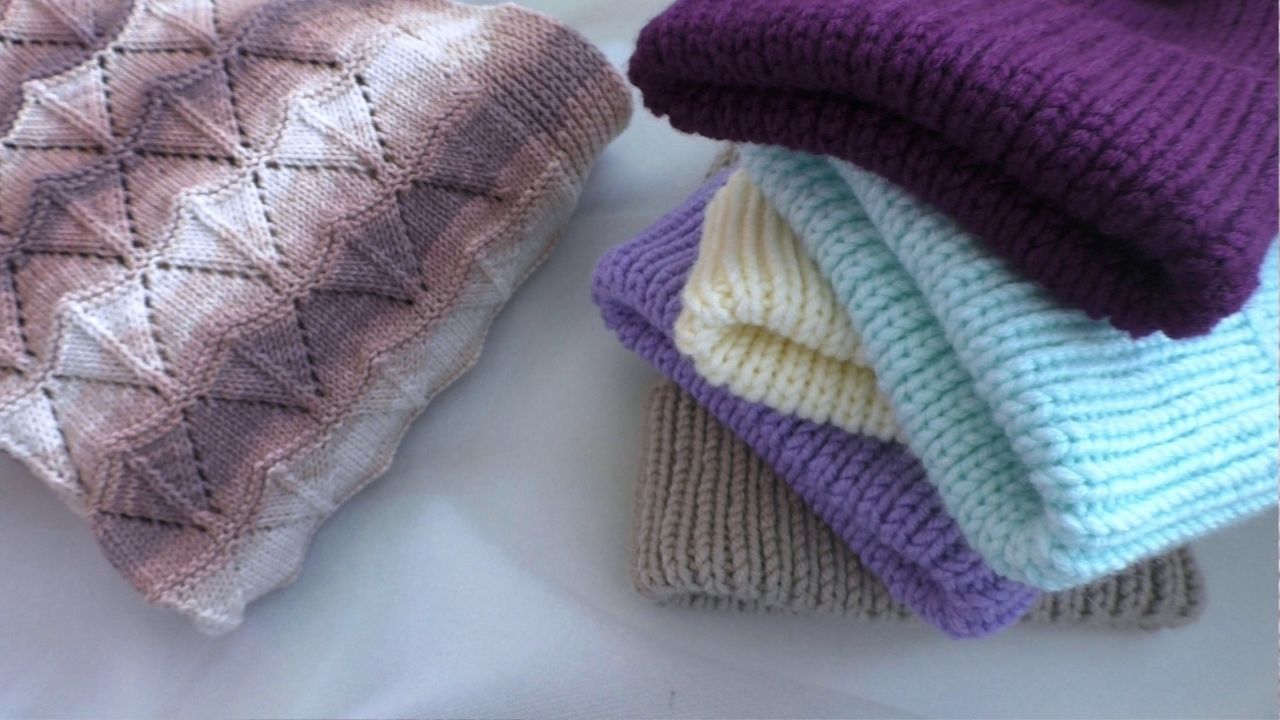 Кардиган получился даже лучше чем я его представляла. Одну шапку заканчиваю другую начинаю. смотреть онлайн