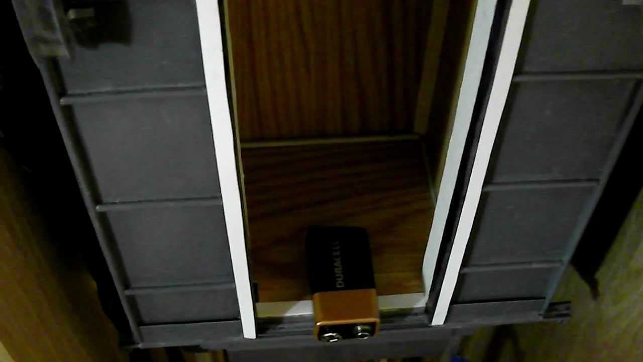 Проверка реверса дверей кабины лифта.