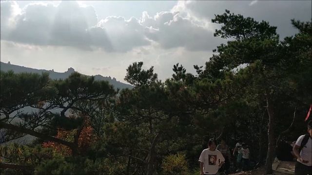 ГОРЫ в Циндао! ♥️?+ красивая китайская песня смотреть онлайн