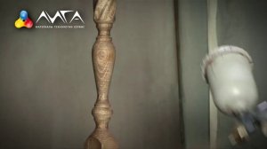 25. Отделка лестниц. Морилка и грунт для балясин лестницы (2 из 5)