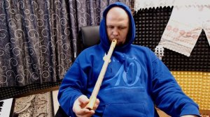 На горе калина. Удивительно! Спел на три голоса и сыграл на всех инструментах!!