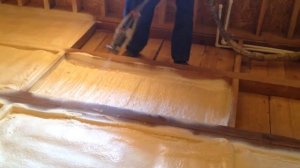 Утепление полов в каркасном доме методом напыления ППУ