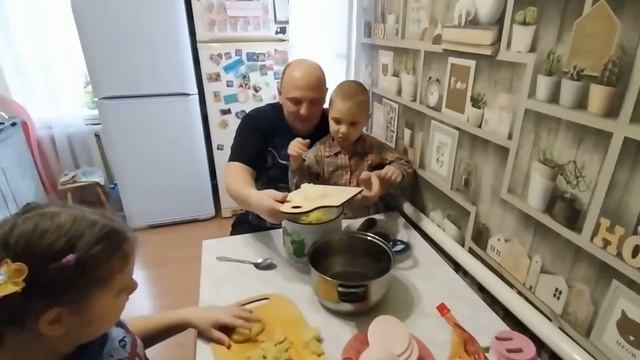 2. Кулинарный видео-журнал. Оливье.