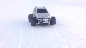 радио управляемая машинка