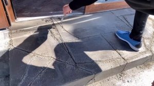 Сделать порог . Очень просто Отделка штукатурка Арт бетон