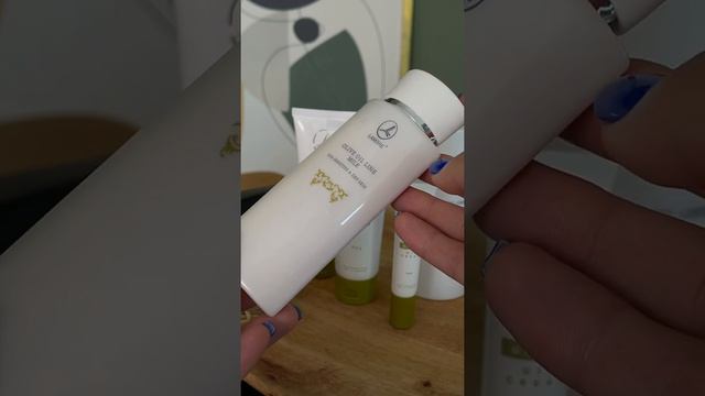 OLIVE OIL MILK Оливковое молочко для снятия макияжа смотреть онлайн
