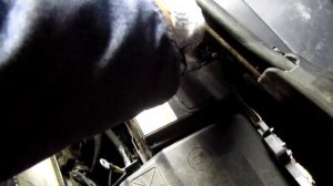 как снять аккумулятор у "ситроен берлинго" (пежо типпи) 2012 г. двигатель 120 л.с