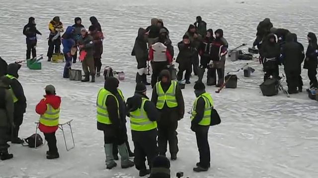 Построение участников к старту смотреть онлайн