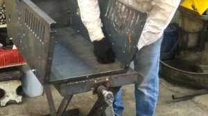 Гусеничный минитрактор , от А до Я . Часть 1 корпус.