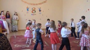 ТАНЕЦ  "Варись, варись кашка"