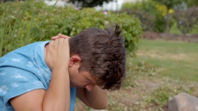 Introducing Citronella Essential Oil (Translated Subtitles) смотреть онлайн