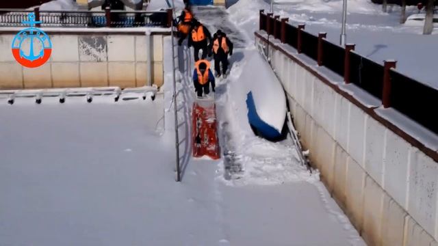 Спасение Человека Зимой на Воде! ОСВОД Спасение на Воде в Зимний период! Пинские Спасатели!