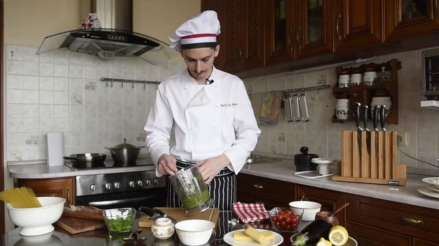 Поварская одежда E-chef / Готовим с Джеком - Спагетти с соусом 'Песто' Выпуск # 4 смотреть онлайн