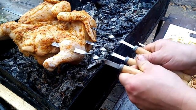 КУРИЦА на МАНГАЛЕ!!! смотреть онлайн