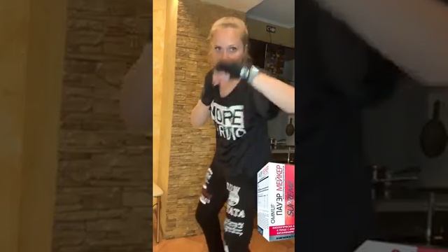 ВоронцоваLIFE. Кардиотренировка с элементами техники восточных единоборств смотреть онлайн