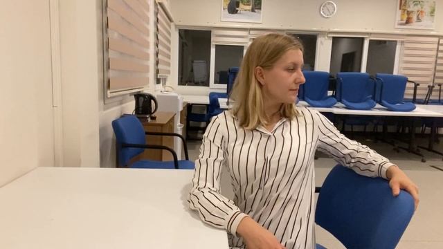 УПРАЖНЕНИЯ за столом ｜ упражнения для офиса ｜ Упражнения для плеч смотреть онлайн