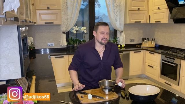 КАРТОФЕЛЬНЫЙ САЛАТ С СЕЛЬДЕРЕЕМ ! БЫСТРЫЙ И ВКУСНЫЙ САЛАТ!