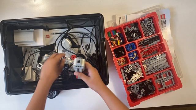 Mind Storms EV3 (Майндстормс ЕВА3) обзор ! Майндстормс ЕВА3 ,что это за конструктор ? смотреть онлайн