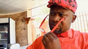 Mike Kalambay - Mal à l'aise (Clip Officiel)