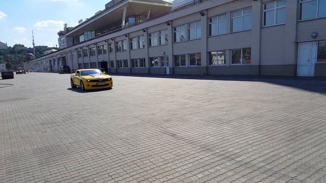 Chevrolet Camaro Transformers смотреть онлайн